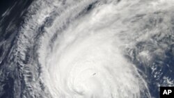 Storm စကားလုံးဆိုင်ရာ အီဒီယံအသုံးအနှုန်းများ