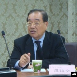 前台湾驻日代表罗福全