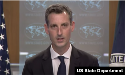 美国国务院发言人内德·普赖斯