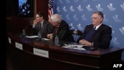 Mühafizəkar ekspertlər ABŞ-Rusiya nüvə danışıqlarından narazıdır.