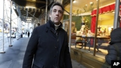 Michael Cohen, ancien avocat du président Donald Trump, devant son immeuble situé sur Park Avenue à New York, le 7 décembre 2018.