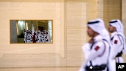  قطر در واکنش به حمله به سفارت عربستان سعودی در تهران، سفیر خود را از تهران فراخواند.