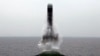 북한이 지난해 10월 동해 원산만 수역에서 신형 잠수한탄도미사일(SLBM) '북극성-3형' 시험발사에 성공했다며 공개한 사진.