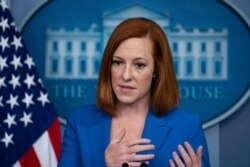 جن ساکی، سخنگوی کاخ سفید در جلسه دوشنبه ۲۷ اردیبهشت با خبرنگاران.