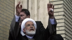 مهدی کروبی، از رهبران مخالفان دولت به همراه میرحسین موسوی، خواستار برگزاری راه پیمایی در حمایت از مردم تونس و مصر در ۲۵ بهمن شده است