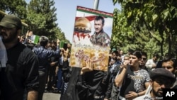 مراسم تششیع جتازه یک پناهجوی افغان که در جنگ در سوریه جان خود را از دست داد - آرشیو