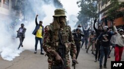 በኬንያ ረቂቅ የታክስ ጭማሪ አዋጅን በመቃወም በናይሮቢ ኬንያ ነዋሪዎች ከፖሊስ ጋር ተጋጭተዋል፤ እአአ ሰኔ 20/2024 