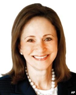 原美国律师协会会长卡罗琳•拉姆