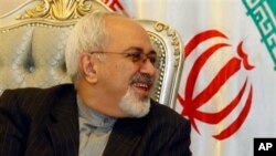 Menteri Luar Negeri Iran Mohammad Javad Zarif bersedia melakukan perundingan nuklir dengan 5 anggota tetap DK PBB dan Jerman (foto: dok).
