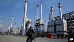 پالایشگاه نفت تهران