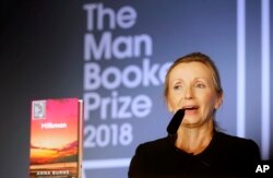 آنا برنز اولین نویسنده اهل ایرلند شمالی است که جایزه من بوکر را می برد