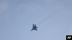 우크라이나 슬로브얀스크 상공을 날고 있는 미그-29 전투기 (자료사진).