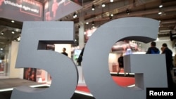 资料照片：在德国汉诺威的5G标识。(2019年3月31日) 