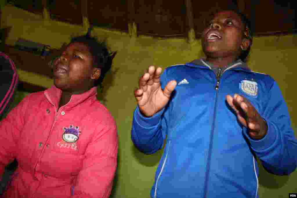 Sisa is not willing to participate in most activities at Ikhaya Loxolo (VOA/ D. Taylor)