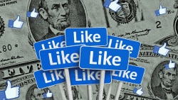 社交媒体虚假评论和点击Photo credit: Gabriella Peñuela/FUSION