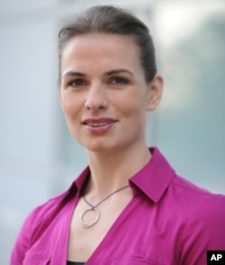 西东大学中国刑法问题专家玛格丽特．刘易斯