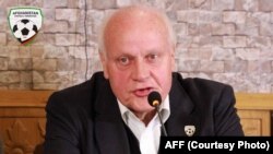 اوتو فیستر، سرمربی تیم ملی فوتبال افغانستان