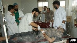 Yaraqlılar Pakistanda yoxlama məntəqəsinə hücum ediblər (YENILƏNİB)