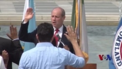 国家公园百年庆 新公民二战纪念园入籍宣誓