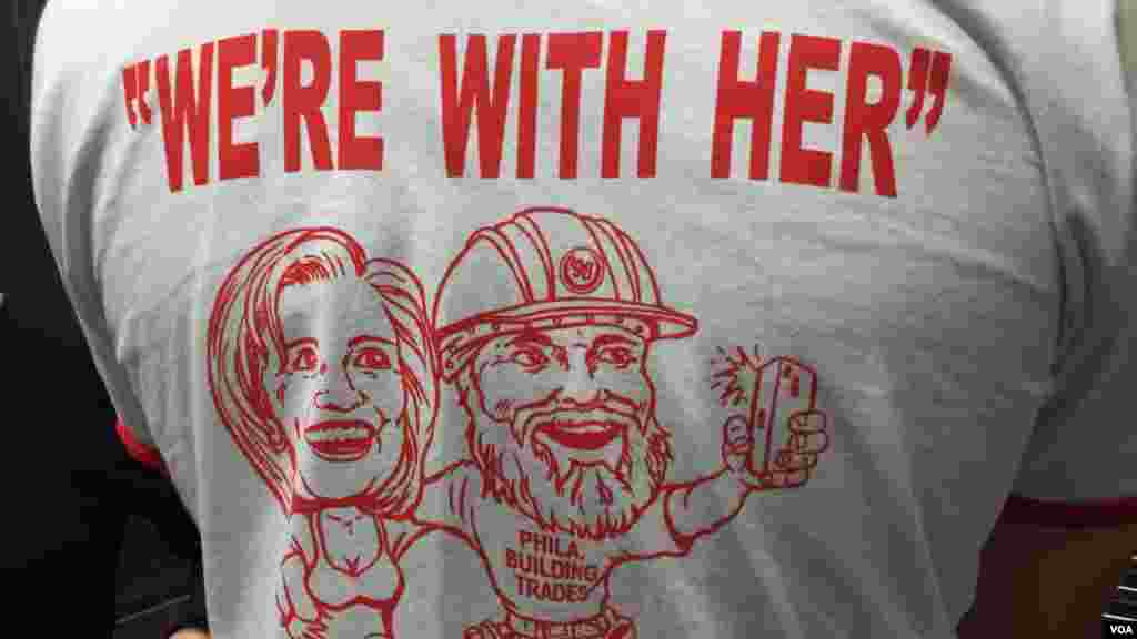 Clinton supporter t-shirt in Philadelphia, July 24, 2016. (Photo: C. Mendoza/VOA)