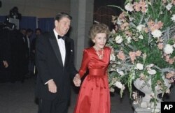 نانسی ریگان و همسرش پرزیدنت رونالد ریگان