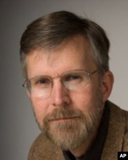 美国新罕布什尔州大学中国政治问题研究学者李道明