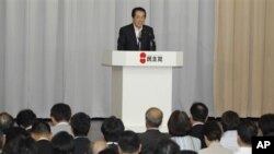 စီးပွားရေး အကျပ်အတည်းတွေနဲ့ ရင်ဆိုင်နေရတဲ့ ဂျပန်နိုင်ငံရဲ့ ဝန်ကြီးချုပ် သြဂုတ်လနှောင်းပိုင်းမှာပဲ ရာထူးက နှုတ်ထွက်သွားပါတယ်။