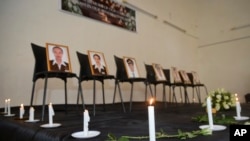 坠毁的埃航机组成员的照片.