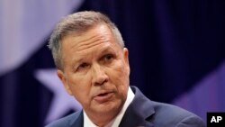 جان کیسک در مقایسه با دیگر کاندیدان کمتر در بارهء افغانستان صحبت نموده است