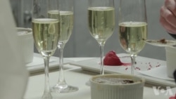 豪华酒店为情侣们提供共同烹饪的享受