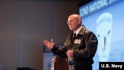 资料照片：美国海军作战部长吉尔代上将(Michael Gilday)2020年1月14日出席年度水面舰队研讨会。（美国海军照片）