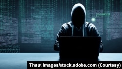 显示一名黑客的图像。