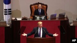 دونالدترمپ حین سخنرانی در پارلمان کوریای جنوبی