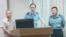台湾国防部官员在立法院接受质询（美国之音张永泰拍摄）