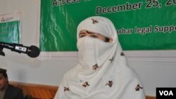 شینواری یکی از فعالان حقوق زن در ننگرهار نیز بود