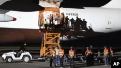 지난 2011년 9월 북한 평양에 도착한 미국의 수해지원 물자. (자료 사진)