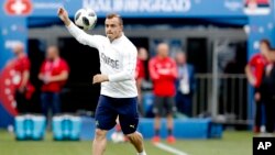 چردان شقیری، مهاجم سویسی که گول پیروزی تیمش را در دقیقۀ ۹۰ بازی وارد دروازه سربستان کرد.