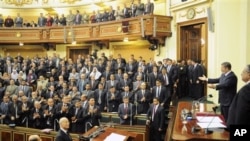 埃及总统穆尔西12月29日在议会上院发表讲话