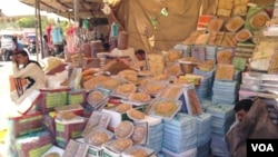 عالمان دینی نیز برخی رواج های اجتماعی را خلاف دین اسلام می خوانند