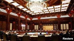 “一带一路”国际合作高峰论坛领导人圆桌峰会在北京雁栖湖国际会议中心举行(2017年5月15日资料照）