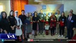 Nderohet me çmim ish-gazetarja e Zërit të Amerikës, Laura Konda