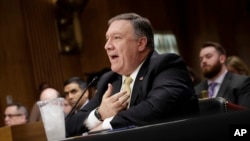 美国国务卿蓬佩奥5月24日在国会在国会众议院外交委员会听证会上