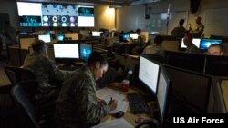 美军一个网络行动队的作战室（美国空军2017年12月2日照片）