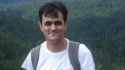 سعید ملک پور در سفری به ایران به اتهام اداره سایت‌های پورنوگرافی به اعدام و سپس با تخفیف به حبس ابد محکوم شد.