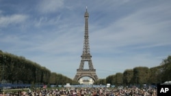 La Torre Eiffel anuncia que estará cerrada el sábado 8 de diciembre, debido a las protestas convocadas en la capital francesa por el movimiento del chaleco amarillo.