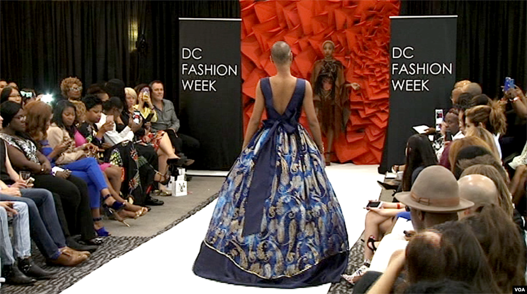 طرح های نوشین در هفته مد دی سی 