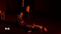 Lîstika Li Benda Godot li Enqerê Derket Pêş Şanohezan