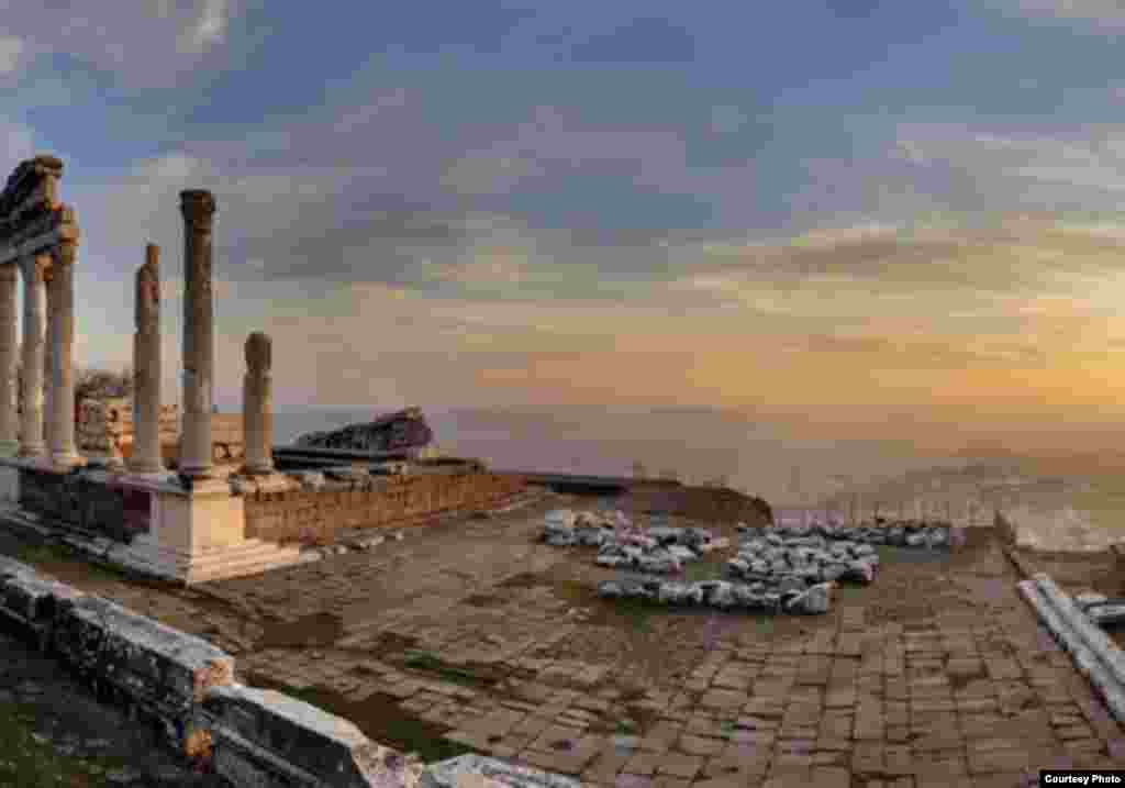Pergamon dan lanskap kebudayaan multilapis di Aegean, Turki. (UNESCO)