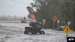 飓风伊达利亚袭击佛罗里达州西北沿海地区。（2023年8月30日）
