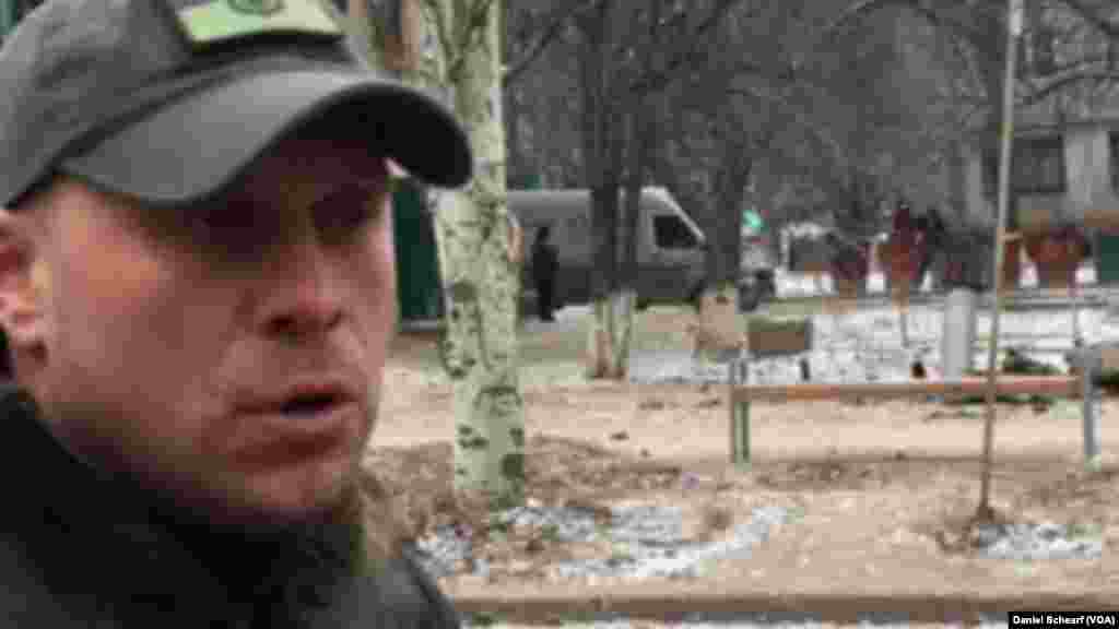 يک موشک منفجر نشده در منطقه مسکونی شهر کراماتورسک واقع در شرق اوکراين است &ndash; ۲۱ بهمن ۱۳۹۳ (۱۰ فوريه ۲۰۱۵)